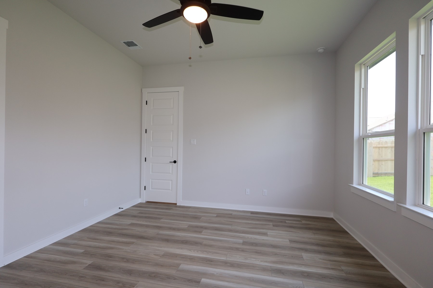 328 Marisol Bend Georgetown, TX 78626 - Photo 13 of 17