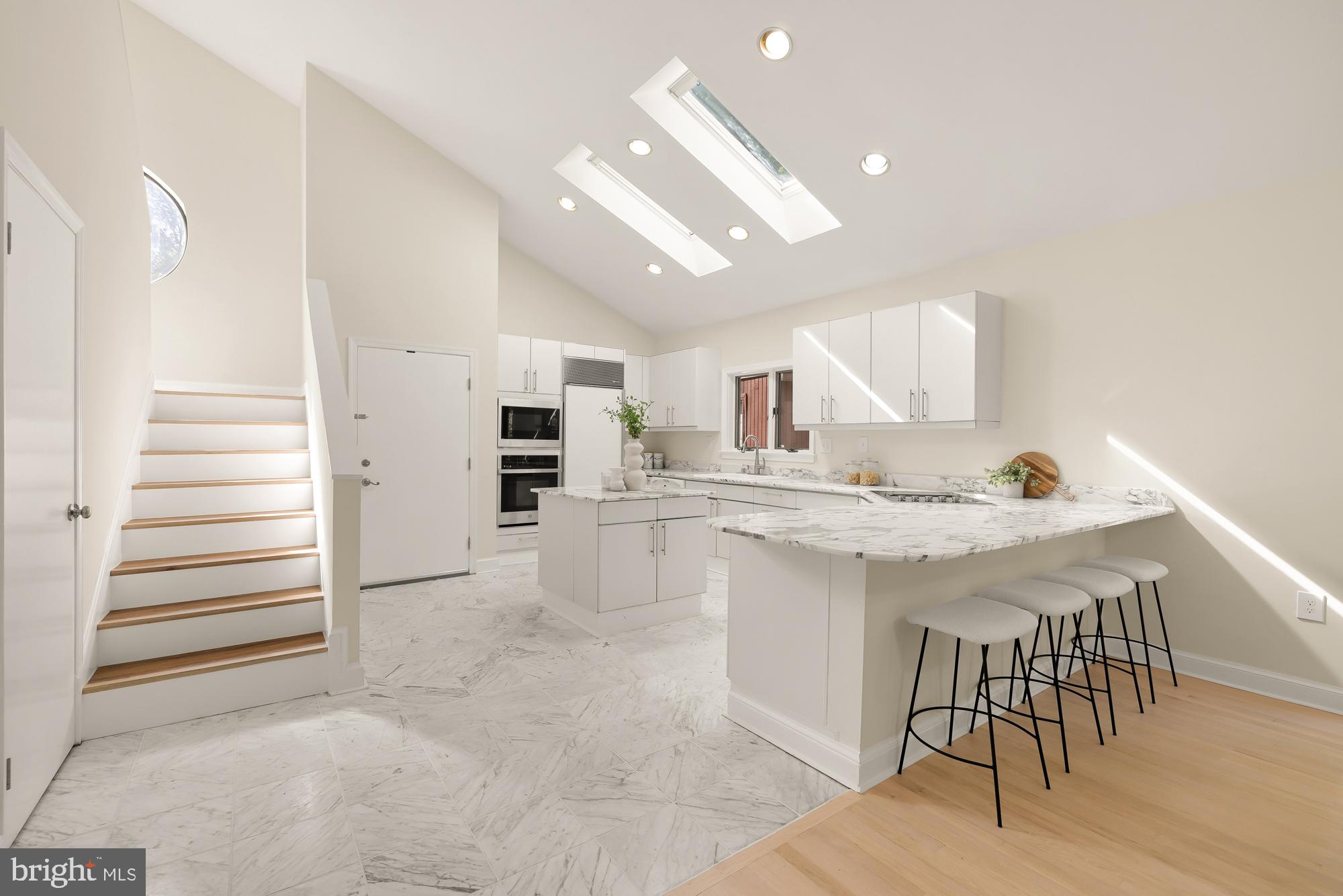 9408 Old Georgetown Road Bethesda, MD 20817 - Photo 2 of 46 Kitchen