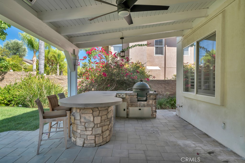 20417 Vía Cellini Porter Ranch, CA 91326 - Photo 30 of 54 Gallery Image 30