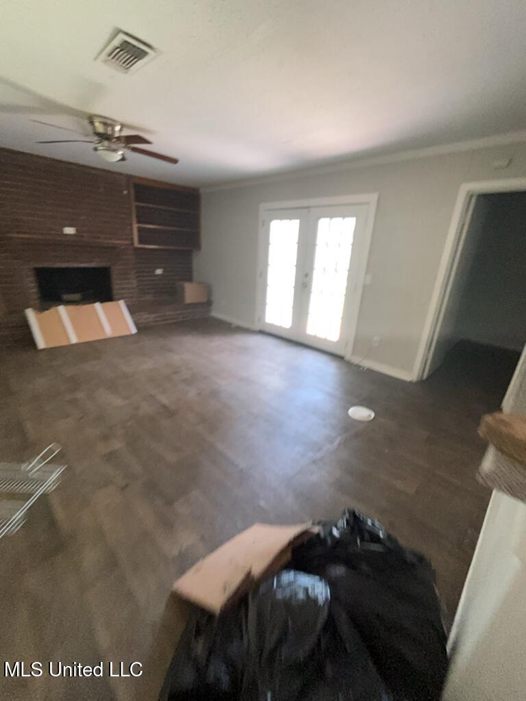 351 Elms Ct Circle Jackson, MS 39204 - Photo 7 of 9 2025_06_24_12_17_38