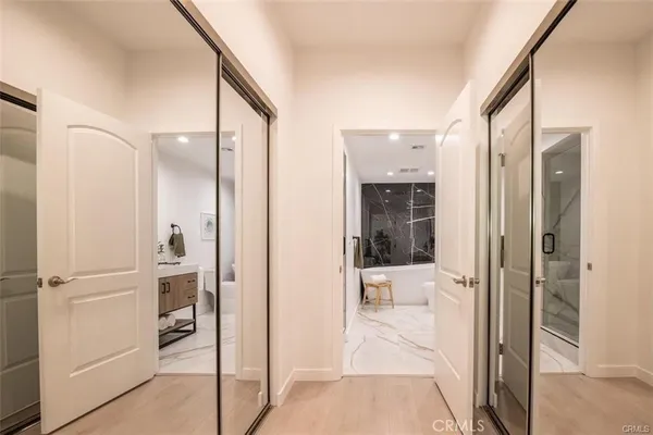 $5,000 | 4401 Moorpark Way, Toluca Lake, CA 91602