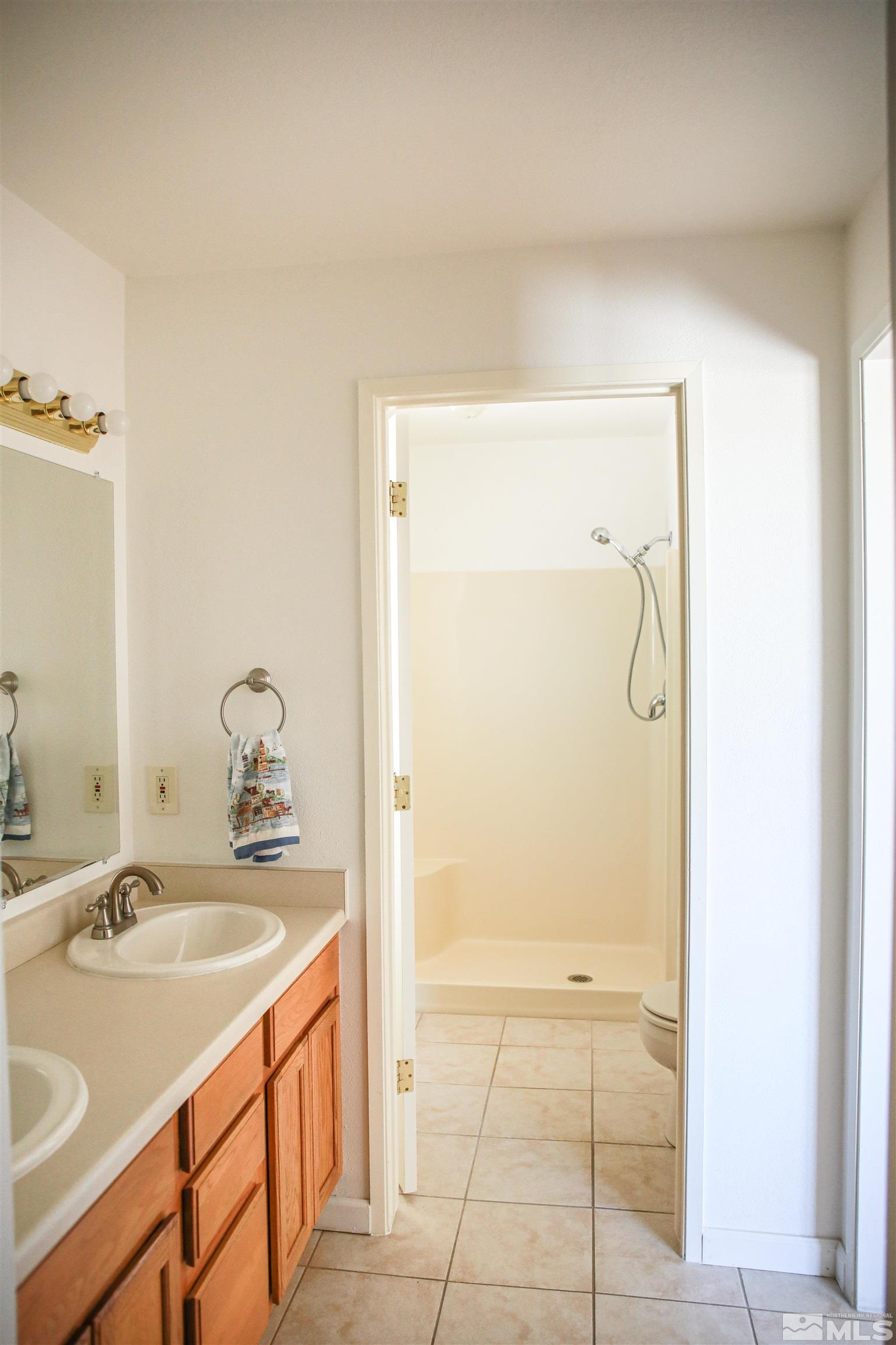 39 Baker Lane Yerington, NV 89447 - Photo 11 of 29 Photo 11