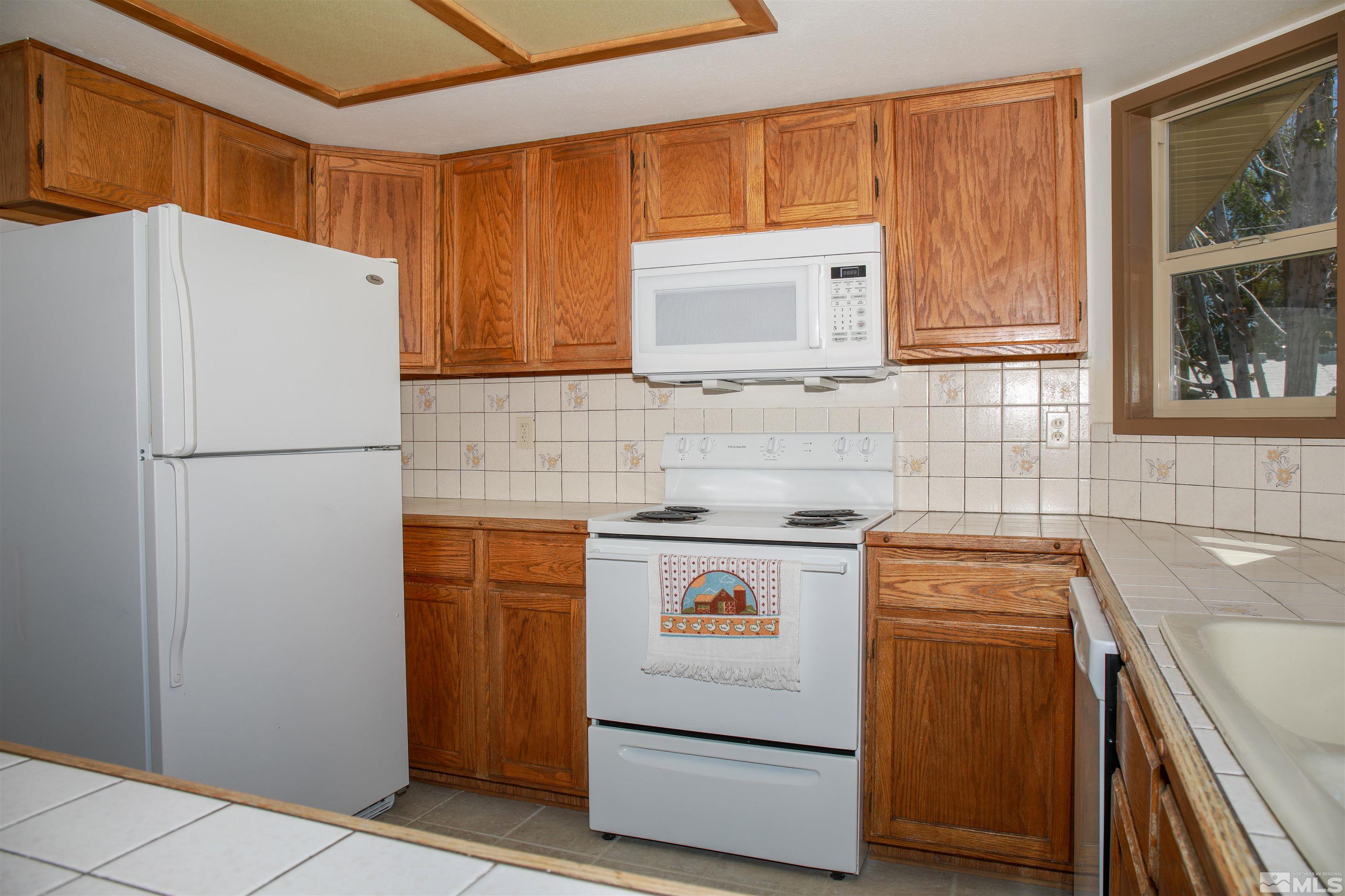 39 Baker Lane Yerington, NV 89447 - Photo 9 of 29 Photo 9