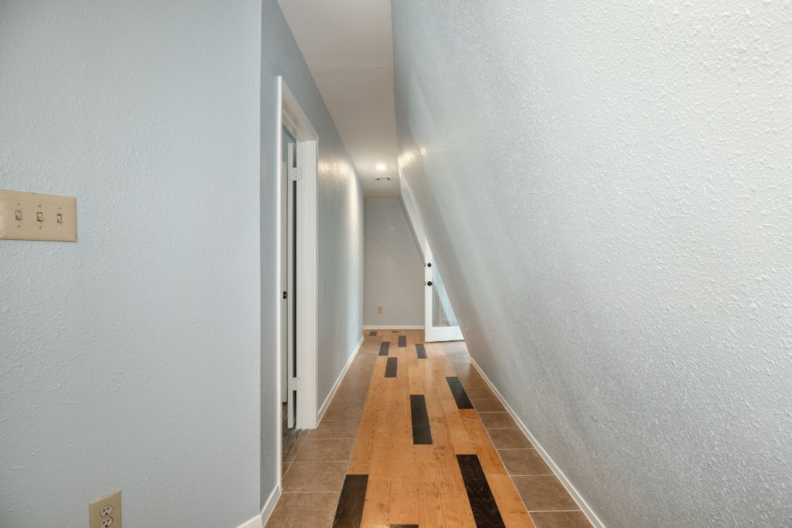 20500 Keilman Lane Pflugerville, TX 78660 - Photo 21 of 36 Upstairs hallway leading to office spaces