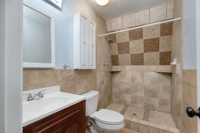 $3,975 | 20500 Keilman Lane, Pflugerville, TX 78660