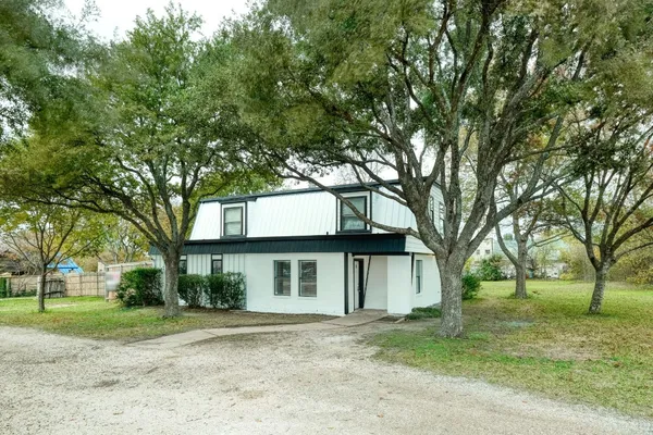 $3,975 | 20500 Keilman Lane, Pflugerville, TX 78660