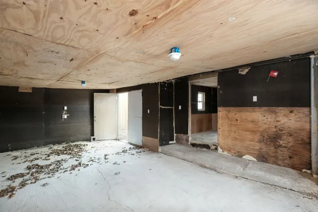 $3,975 | 20500 Keilman Lane, Pflugerville, TX 78660