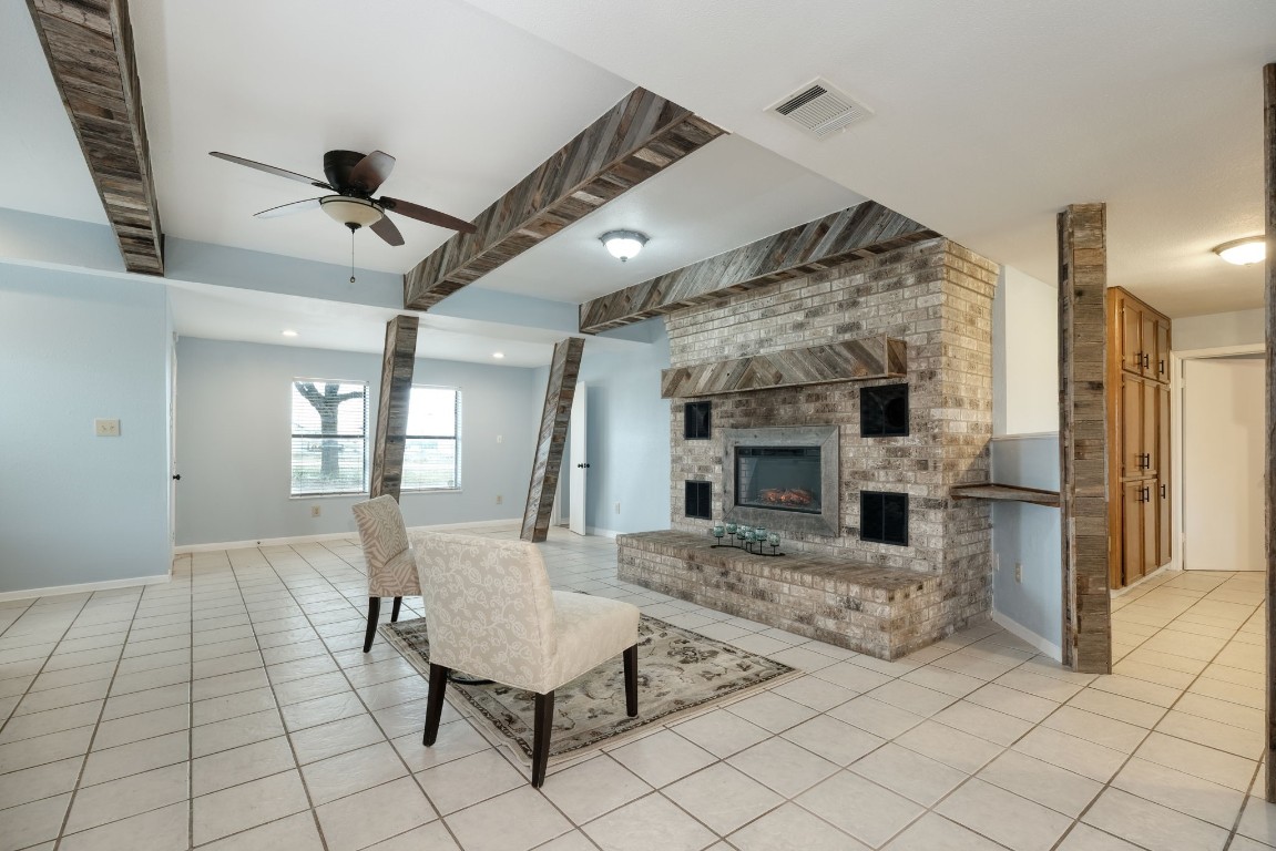 20500 Keilman Lane Pflugerville, TX 78660 - Photo 10 of 36 Main Room with large Reception Area