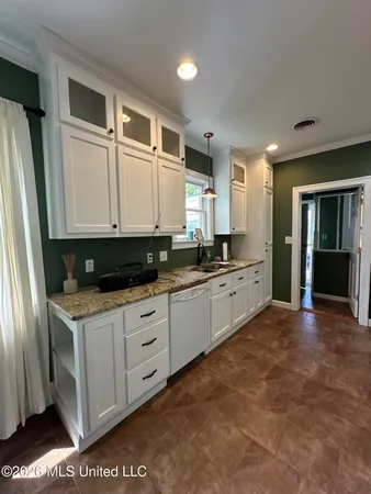 $170,000 | 114 South Stone Street, Iuka, MS 38852