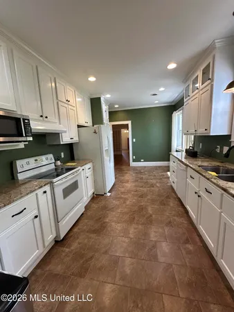 $170,000 | 114 South Stone Street, Iuka, MS 38852