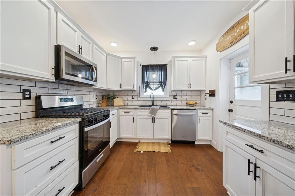 109 East Adams Avenue Vandergrift, PA 15690 - Photo 11 of 45