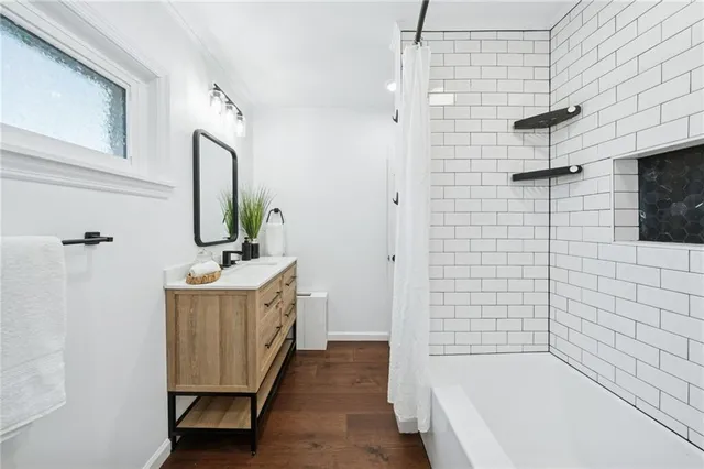 $210,000 | 109 East Adams Avenue, Vandergrift, PA 15690