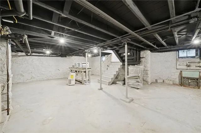 $210,000 | 109 East Adams Avenue, Vandergrift, PA 15690