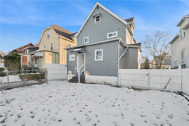 $210,000 | 109 East Adams Avenue, Vandergrift, PA 15690