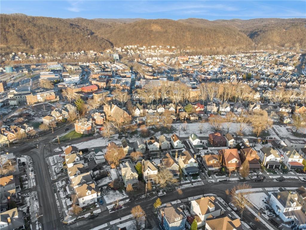 109 East Adams Avenue Vandergrift, PA 15690 - Photo 40 of 45