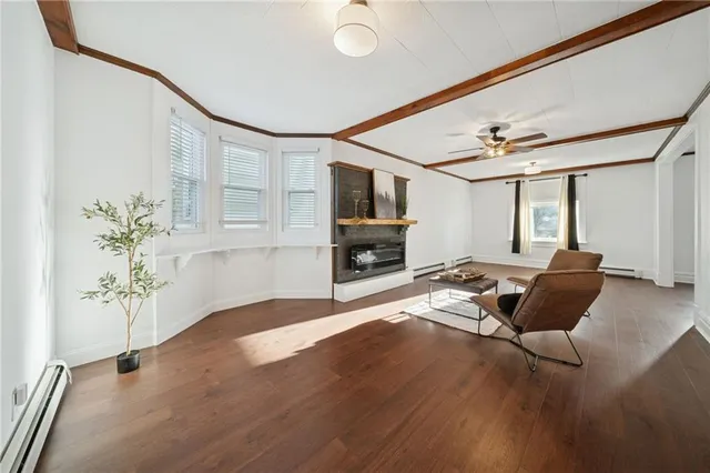 $210,000 | 109 East Adams Avenue, Vandergrift, PA 15690