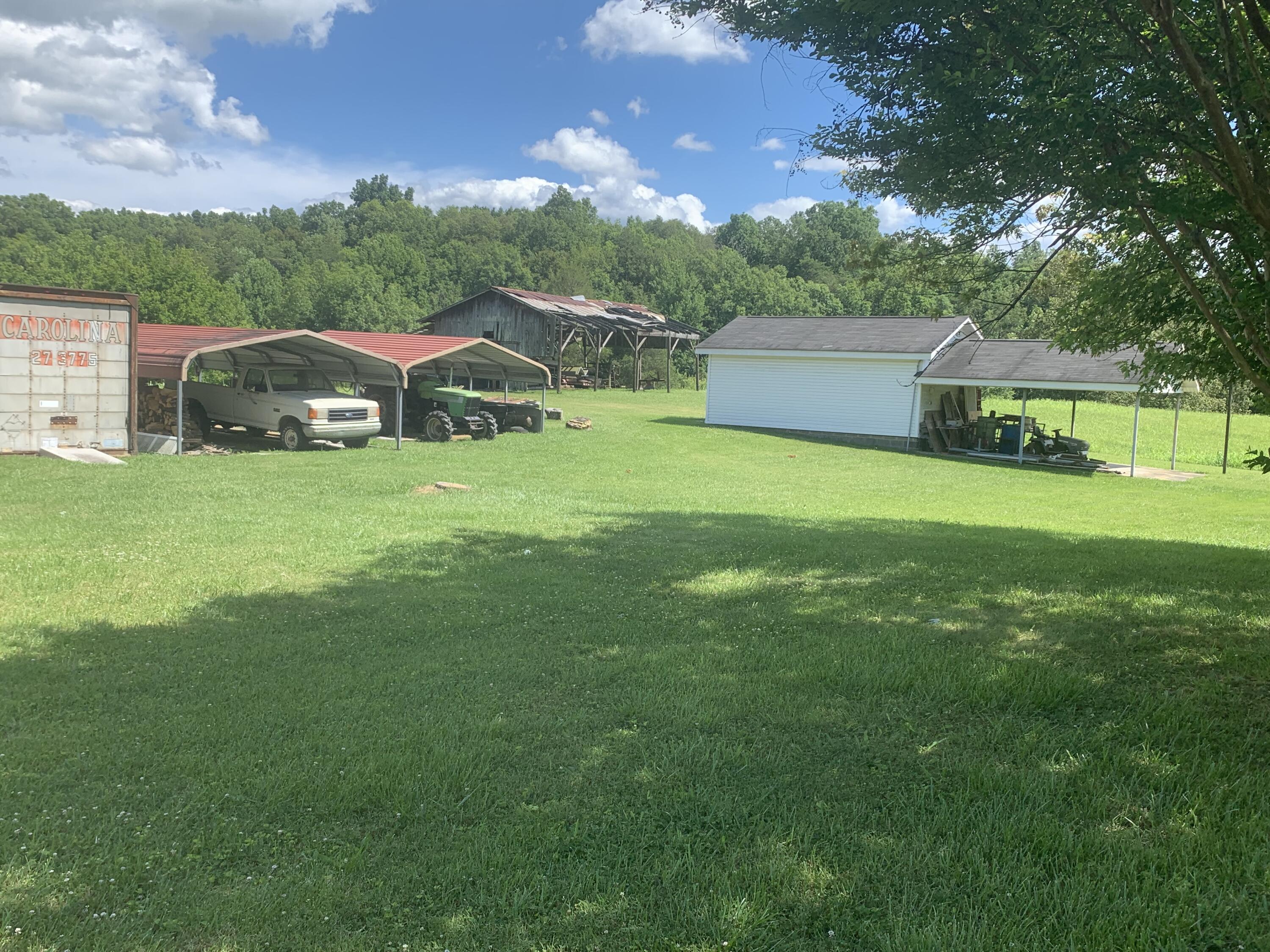 1316 Smith School Road Kodak, TN 37764 - Photo 11 of 40 B7B6B540-8C27-4274-8E54-D4CF1538A05A