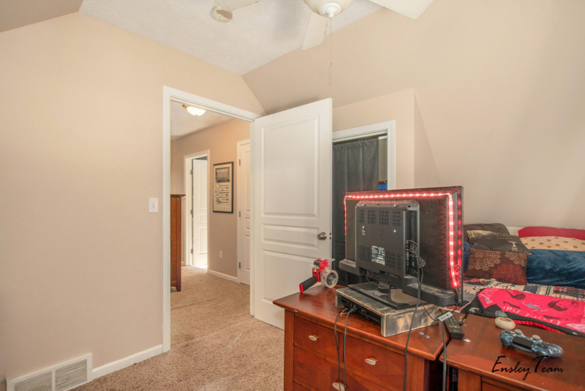 8388 17 Mile Road Northeast Cedar Springs, MI 49319 - Photo 33 of 59 DSC01273 -