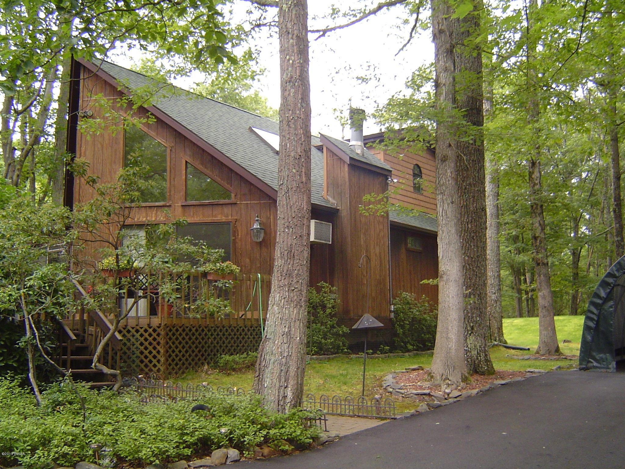 124 Ridge Drive Milford, PA 18337 - Photo 4 of 22
