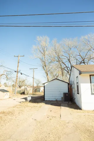 $114,900 | 921 West 11th Street, Littlefield, TX 79339