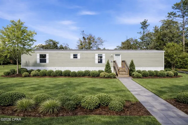 $179,000 | 11907 Evergreen Street, Fountain, FL 32438