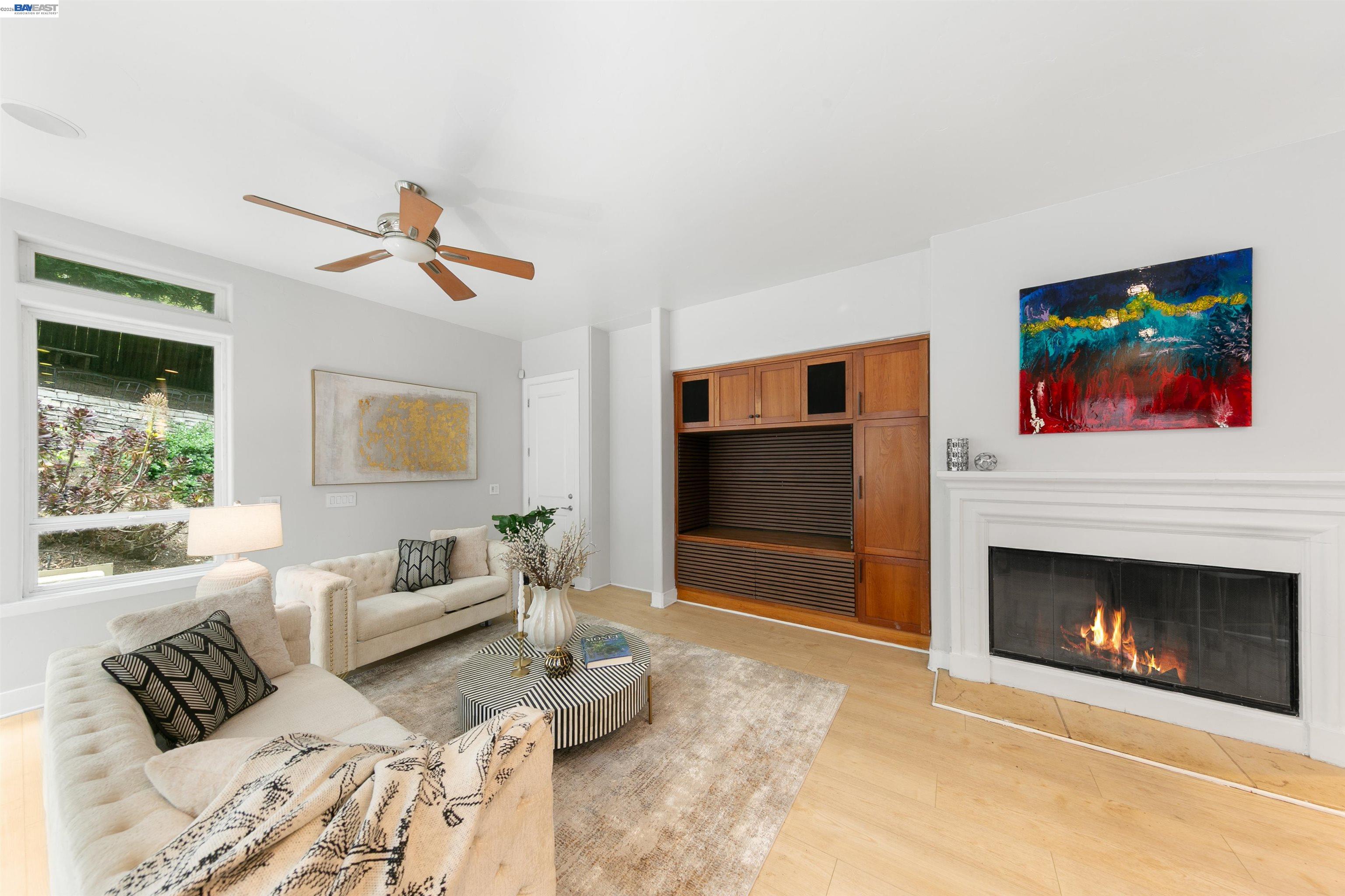 7010 Pinehaven Road Oakland, CA 94611 - Photo 11 of 29