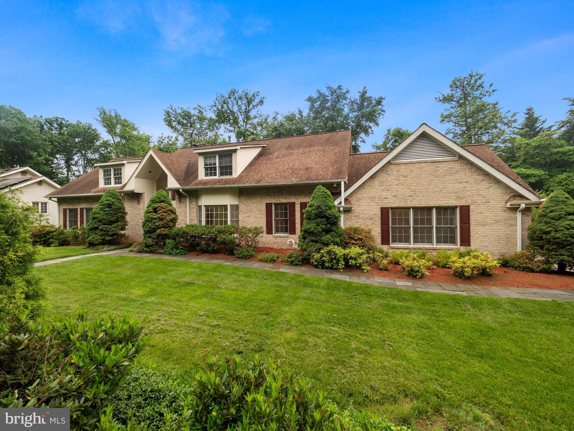 14700 Chesterfield Road Rockville, MD 20853 - Photo 2 of 44