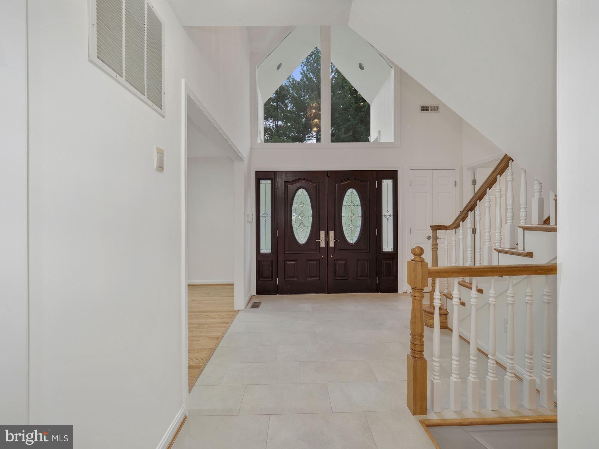 14700 Chesterfield Road Rockville, MD 20853 - Photo 4 of 44