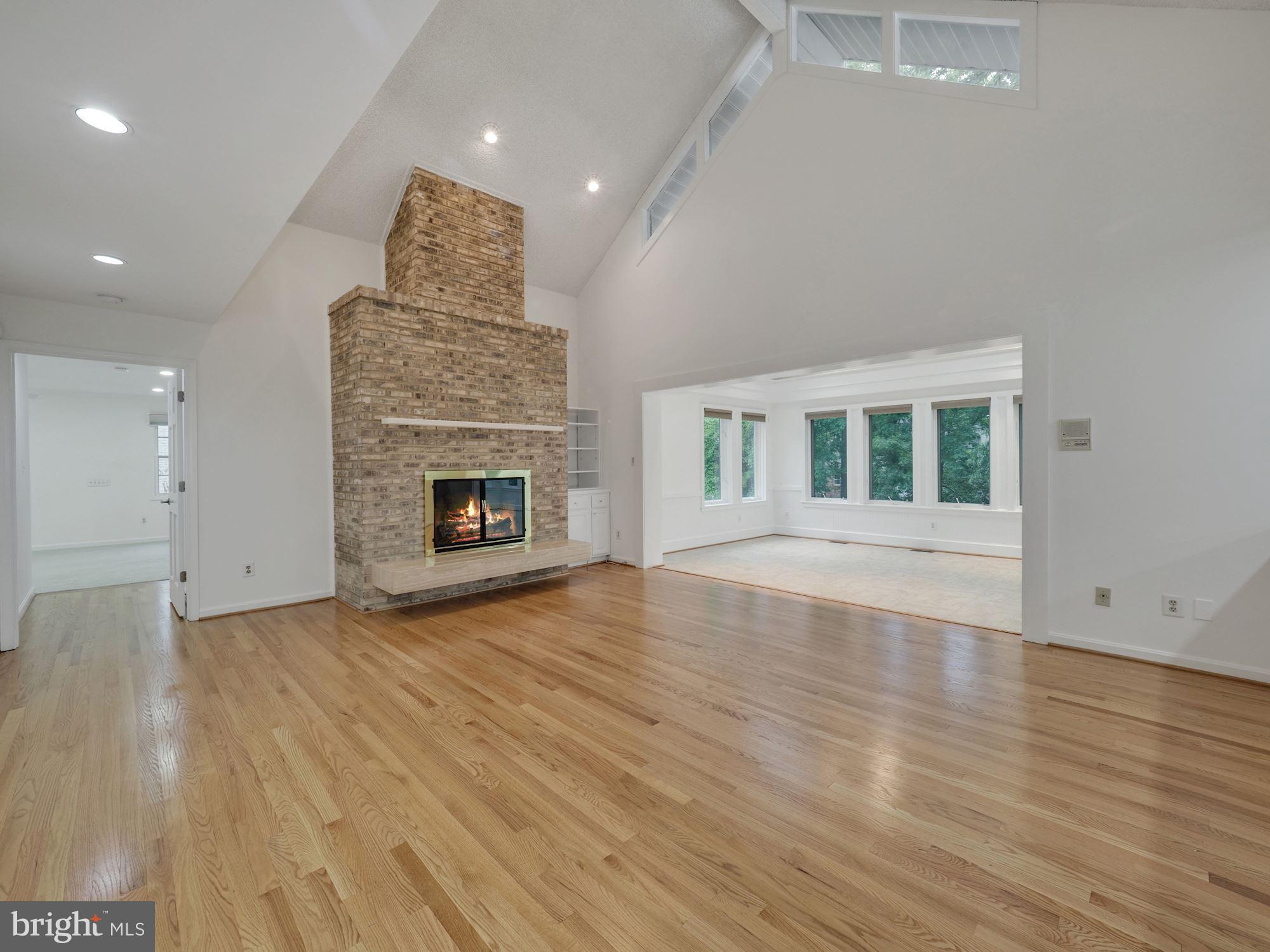 14700 Chesterfield Road Rockville, MD 20853 - Photo 9 of 44 Great Room