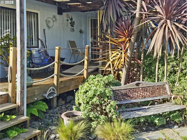 $421,000 | 97882 Marks Lane, Brookings, OR 97415