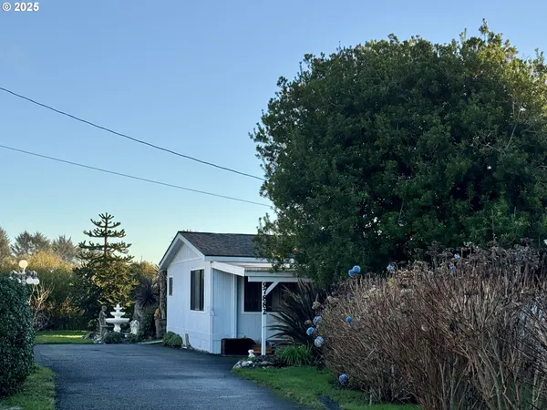 $421,000 | 97882 Marks Lane, Brookings, OR 97415