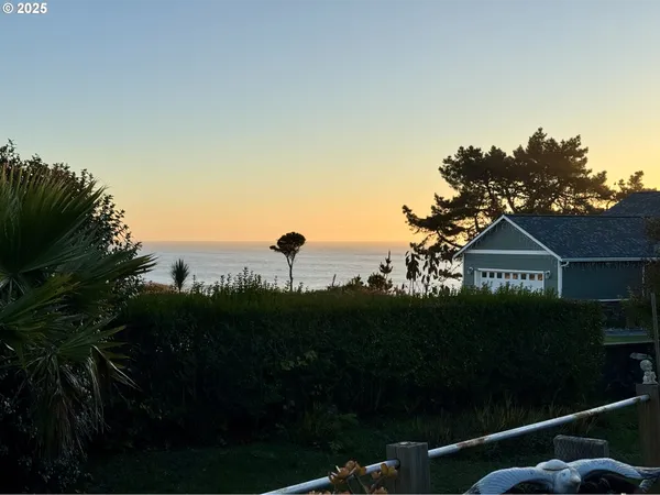 $421,000 | 97882 Marks Lane, Brookings, OR 97415