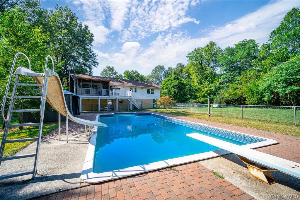 9 Van Vlack Road Hopewell Junction, NY 12533 - Photo 6 of 37