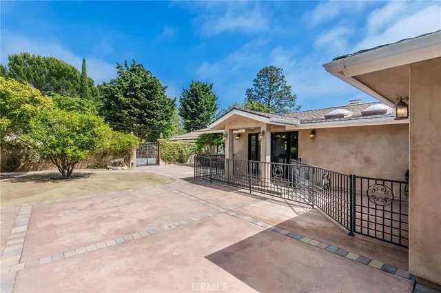 $1,100,000 | 1 Thyme Place, Rancho Palos Verdes, CA 90275