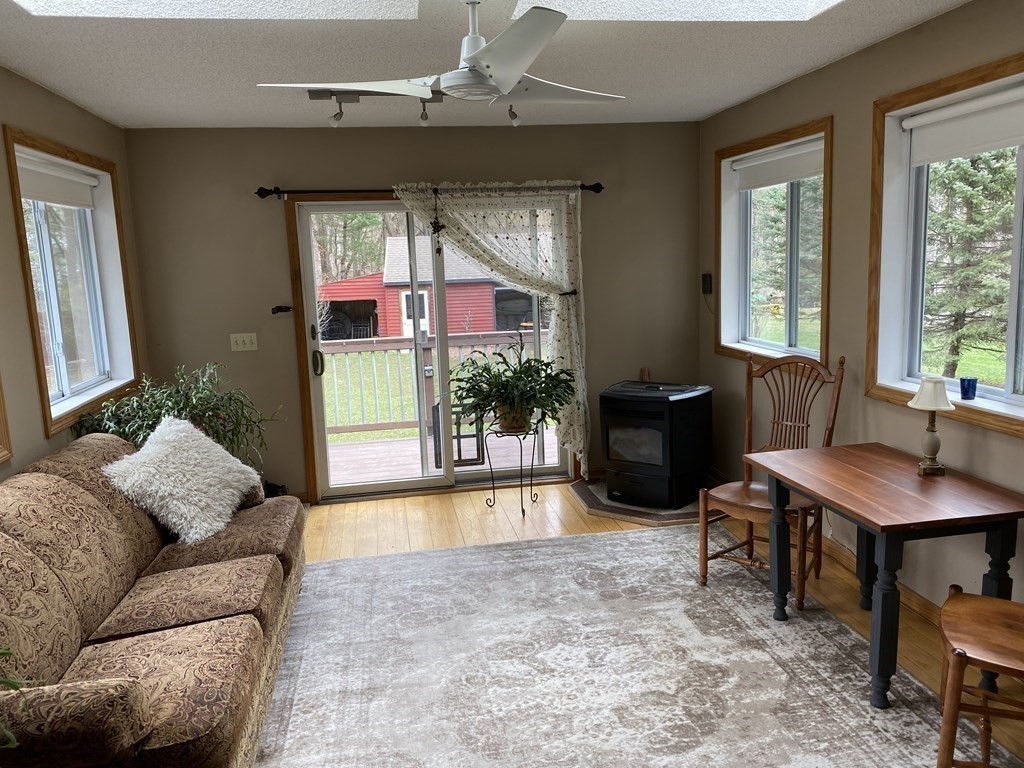 10 Hitching Post Road Amherst, MA 01002 - Photo 11 of 16 Gallery Image 11