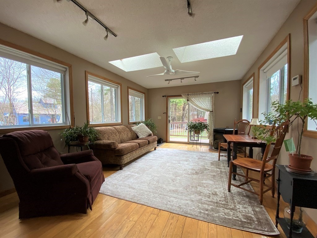 10 Hitching Post Road Amherst, MA 01002 - Photo 12 of 16 Gallery Image 12