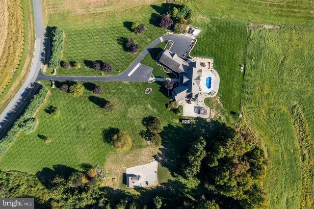 $2,200,000 | 248 Pond Creek Lane, Earleville, MD 21919