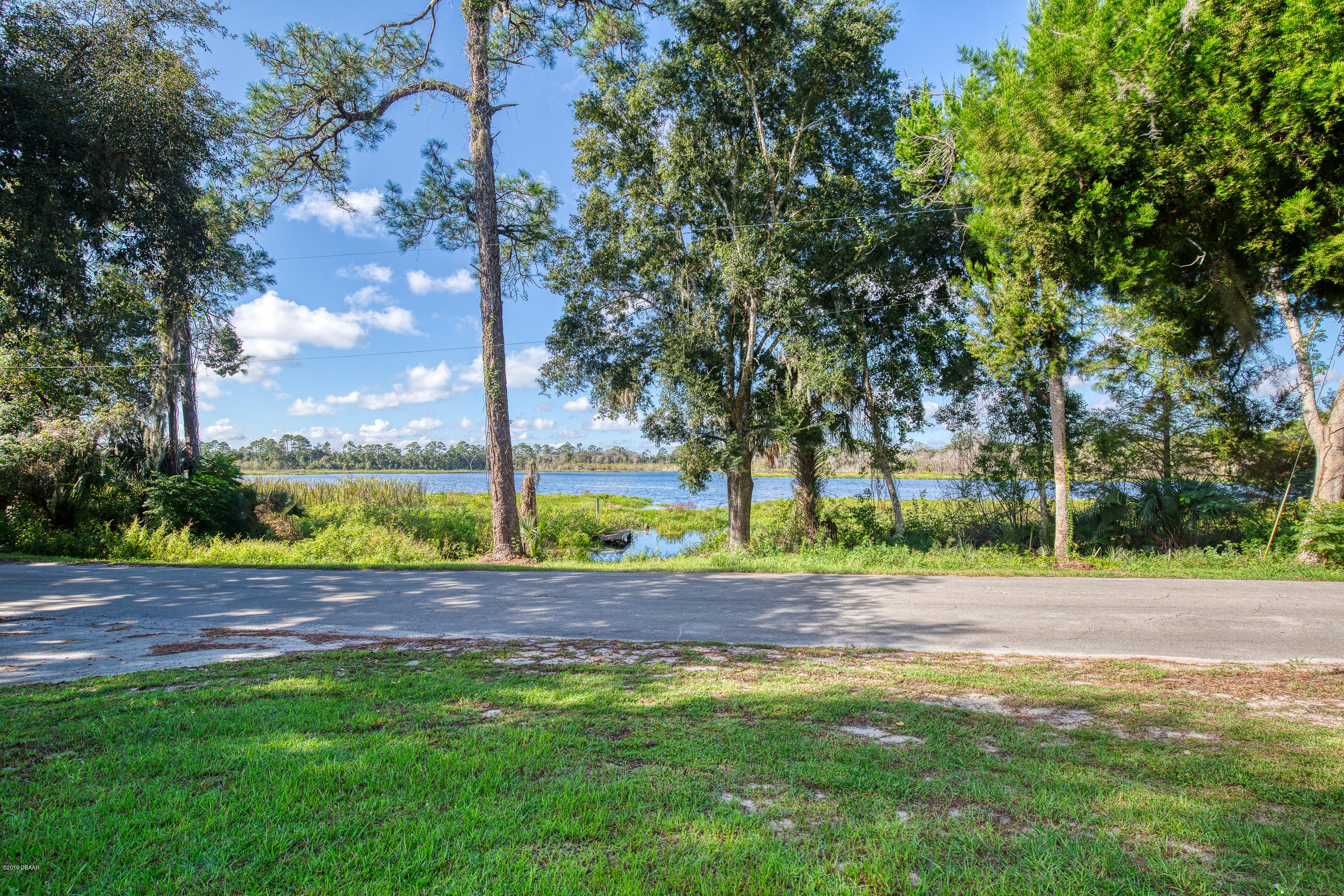 1275 Shaw Lake Road Pierson, FL 32180 - Photo 10 of 40 1275ShawLakeRoad-11