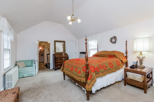14 Cowell Street Marblehead, MA 01945 - Photo 14 of 29 Gallery Image 14