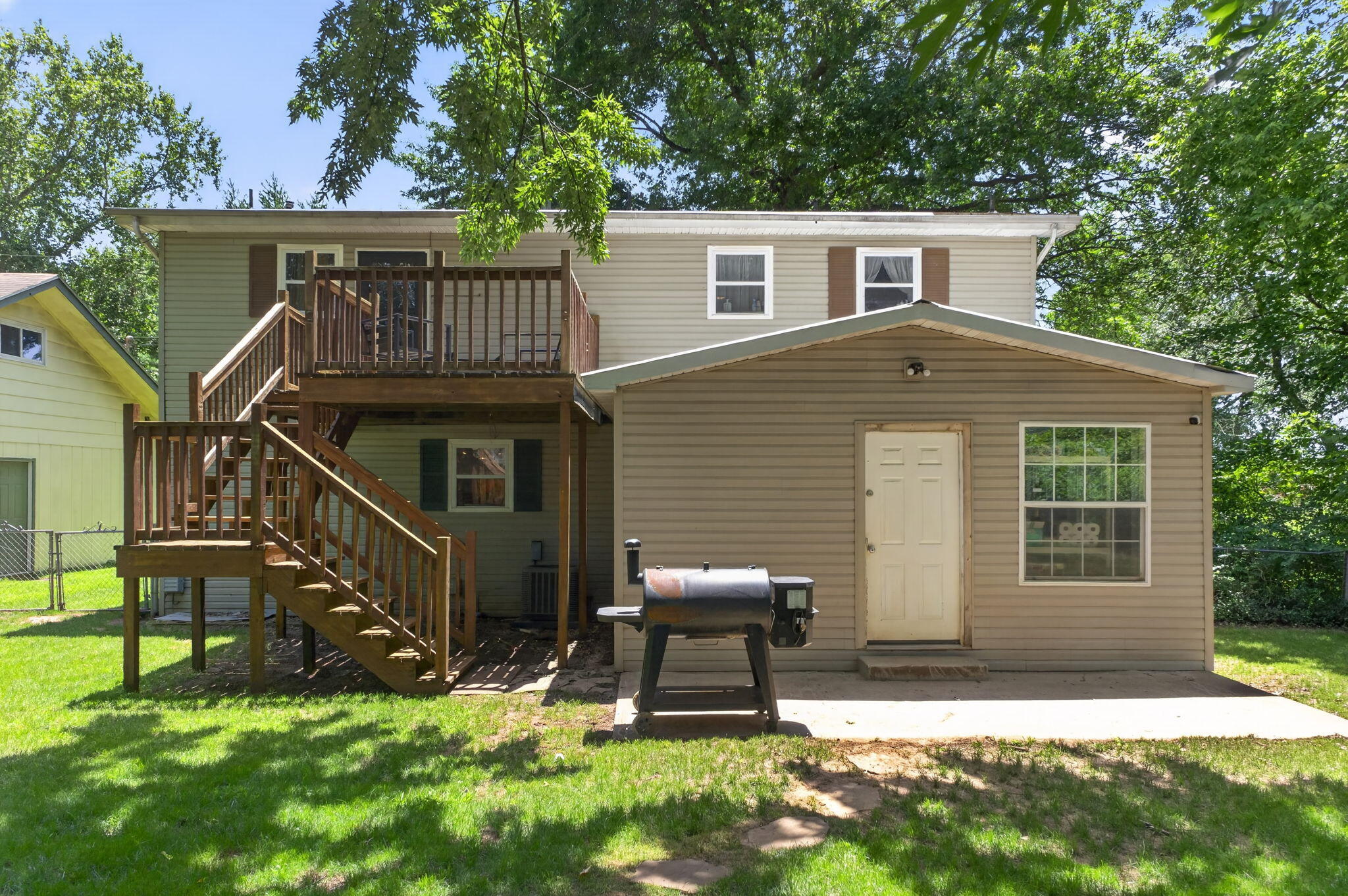 207 East Berkeley Street Springfield, MO 65807 - Photo 24 of 25 24-web-or-mls-DSC05614 copy (1)