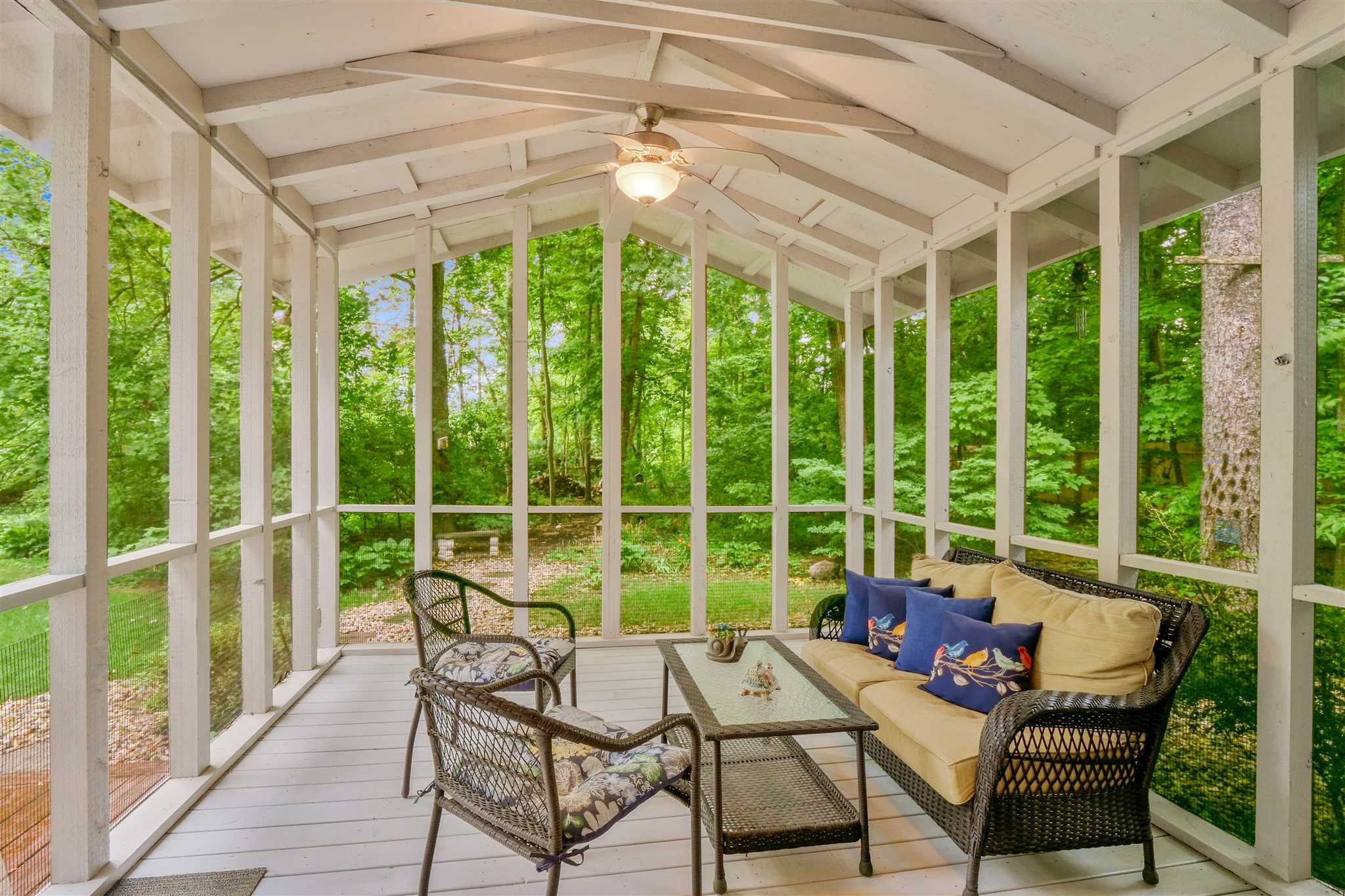 6006 Spring Pond Road Fort Wayne, IN 46845 - Photo 12 of 36