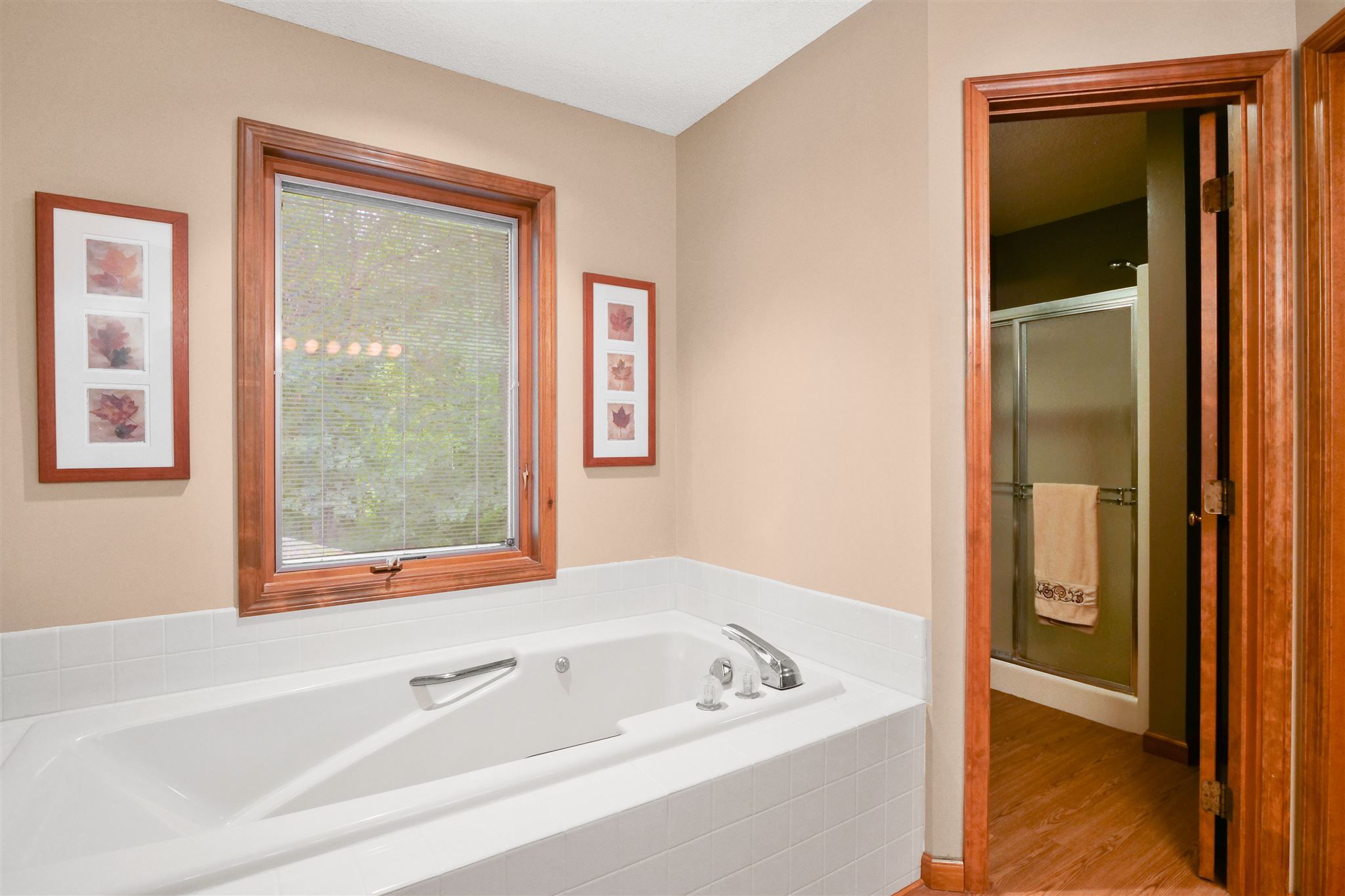 6006 Spring Pond Road Fort Wayne, IN 46845 - Photo 8 of 36