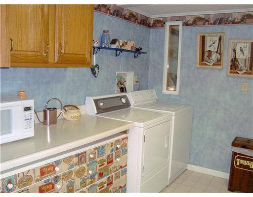 640 Deerfield Road Washington, PA 15301 - Photo 13 of 18 Other. Laundry/mud room.