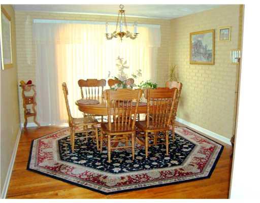 640 Deerfield Road Washington, PA 15301 - Photo 4 of 18 Dining Room. The dining room is open, having only three walls. It has sliding doors leading to the deck.
