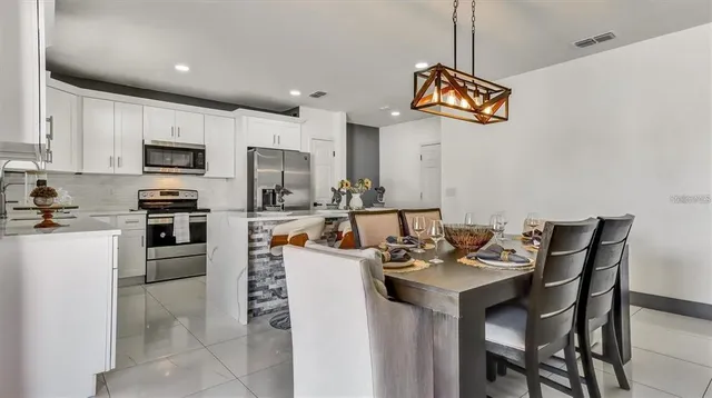 $2,400 | 623 Citrus Isle Boulevard, Davenport, FL 33837