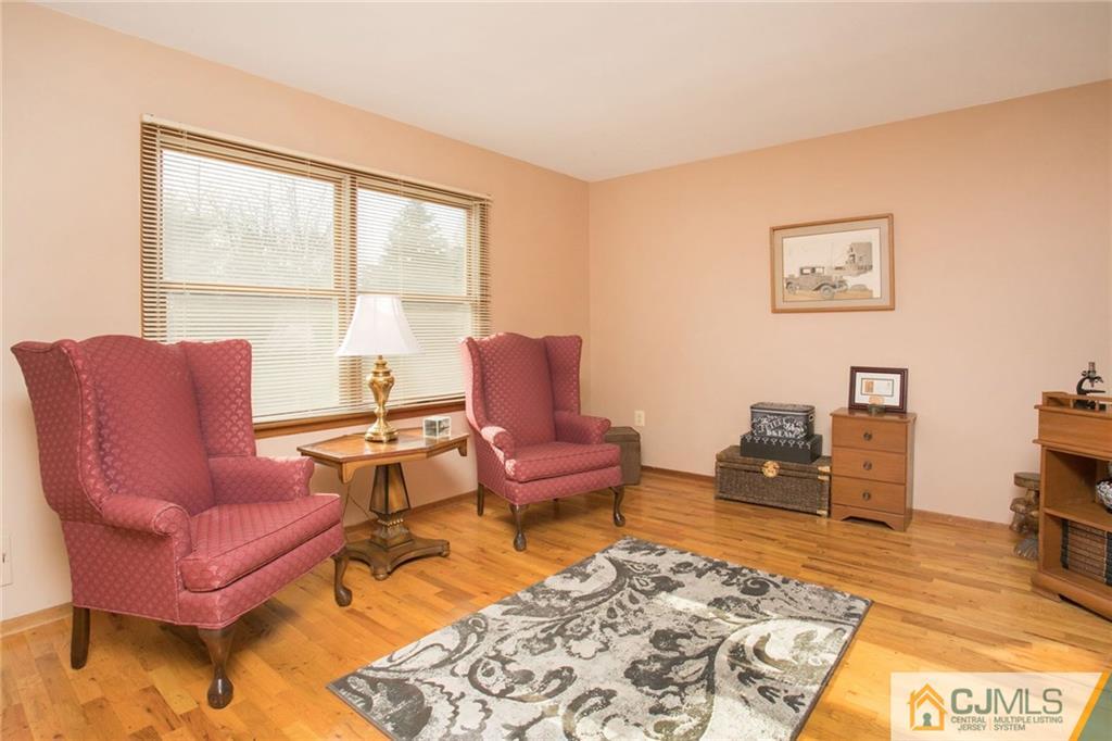 34 Benhardt Road Milltown, NJ 08850 - Photo 16 of 23 Gallery Image 16