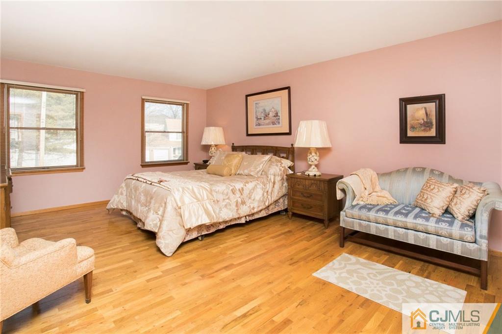 34 Benhardt Road Milltown, NJ 08850 - Photo 19 of 23 Gallery Image 19