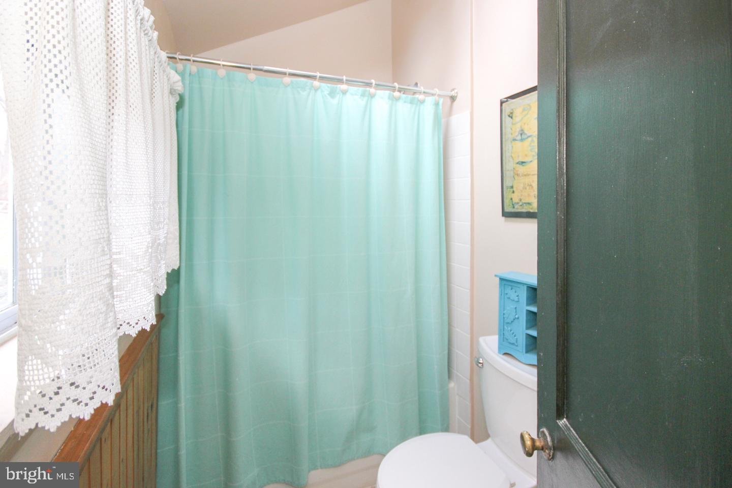 213 Bortondale Road Media, PA 19063 - Photo 14 of 31