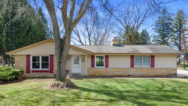 $529,900 | N81W22561 Susan Place, Lisbon, WI 53089