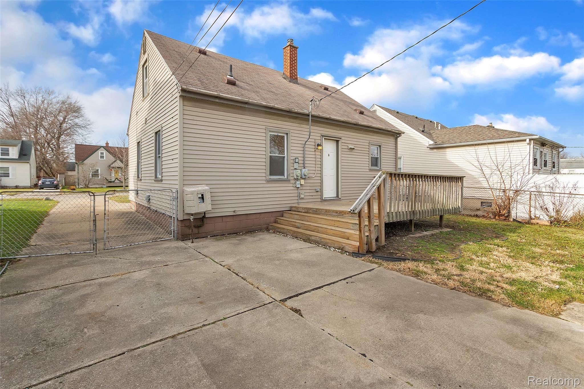 4159 Filbert Street Wayne, MI 48184 - Photo 36 of 44 42-4159 Filbert St-Windowstill Real Estate Photography-42.jpg
